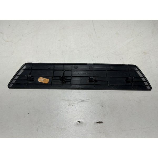 Soleira Moldura Porta Traseira Esquerda Hilux 2016 2020 Orig