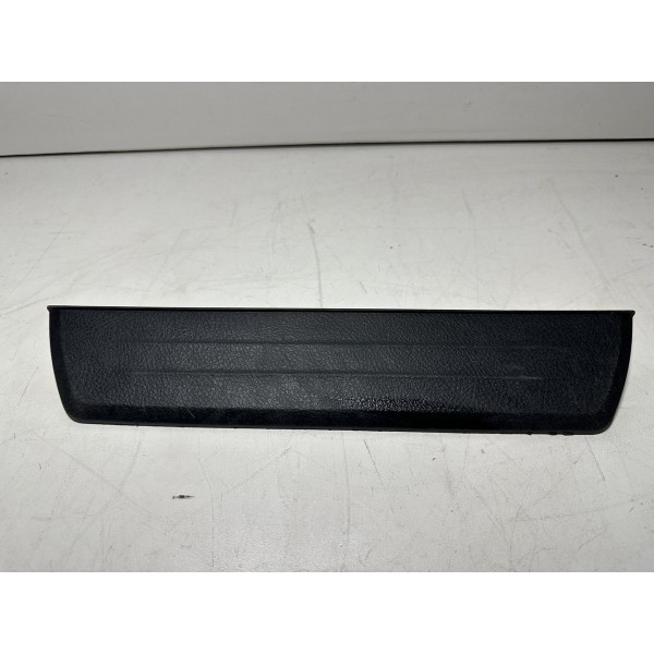 Soleira Moldura Porta Traseira Esquerda Hilux 2016 2020 Orig