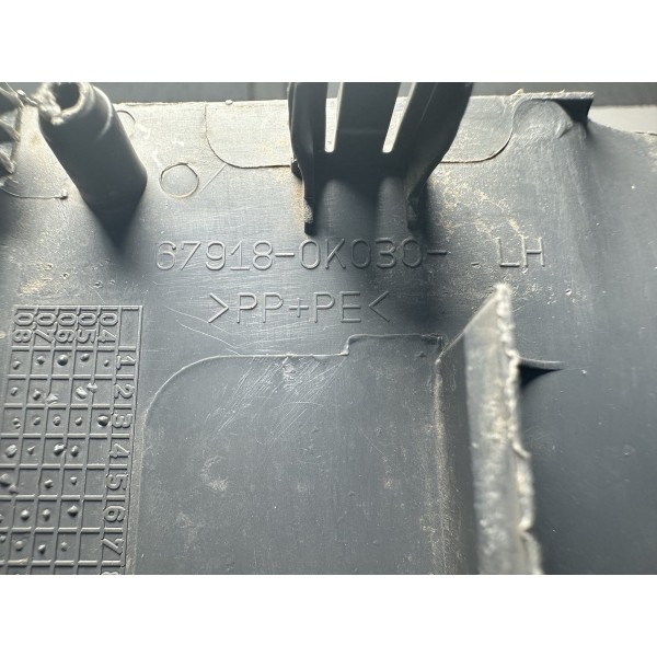 Soleira Porta Traseira Esquerda Hilux 2005/2015 Original
