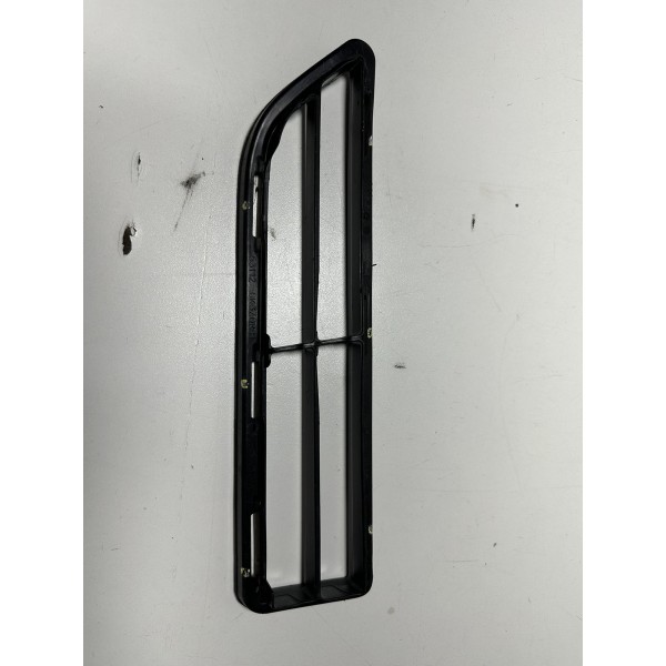 Grade Milha Para Choque Dint Dir Toyota Hilux 20/23 Original
