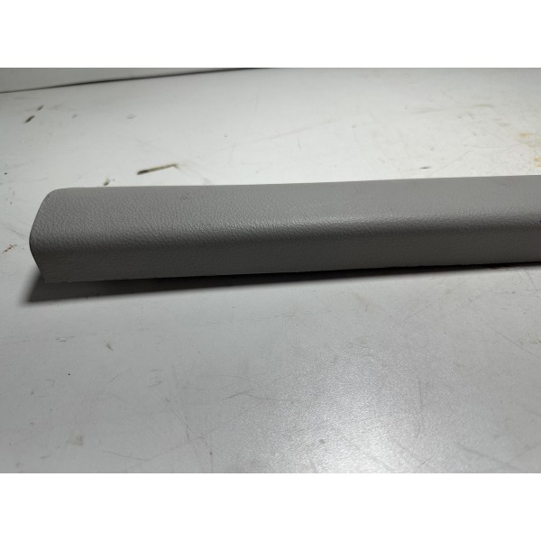 Moldura Do Vidro Vigia Toyota Sw4 Original