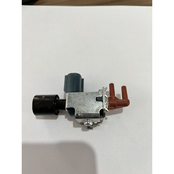 Válvula Solenoide Vácuo Hilux 2.5/3.0 25860-30070 2005-2015