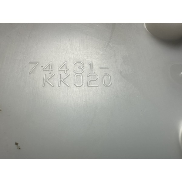 Base Suporte Caixa Bateria Hilux 2016/2021 Original