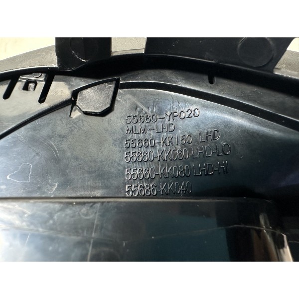 Difusor De Ar Lateral Direita Painel Toyota Hilux 16/20 Orig