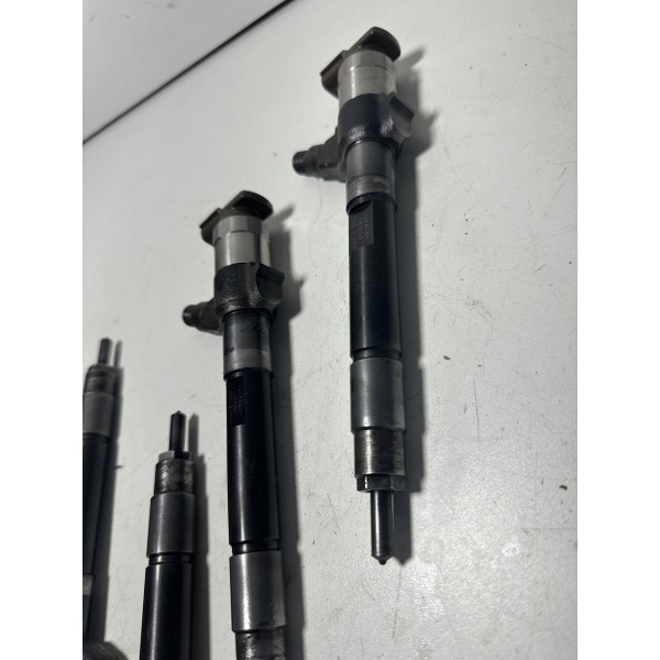 Bico Injetor Mitsubishi Triton 2.4 21/2024 (unidade)