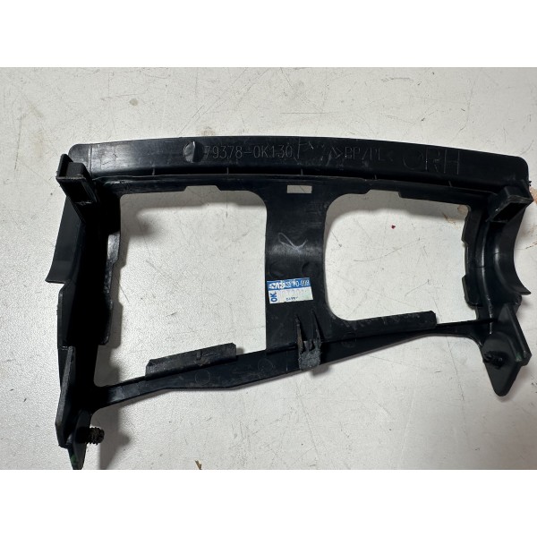 Acabamento Braço Direito Banco Hilux Sw4 2016/2020 Original