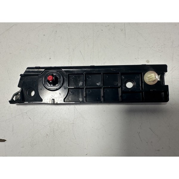 Guia Parachoque L.d Toyota Sw4 2016/2022 Original