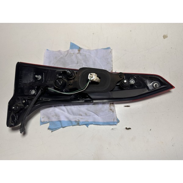 Lanterna Traseira Hilux Sw4 Tampa 16/20 C/led Original L/d
