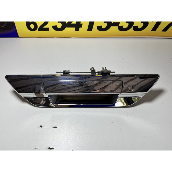 Maçaneta Tampa Traseira Hilux 2016/2024 Cromada Original