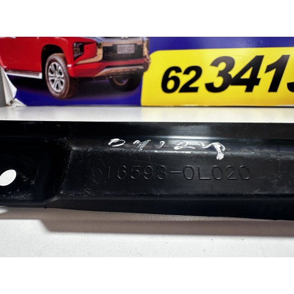 Defletor Superior Radiador Toyota Hilux 2016/2020