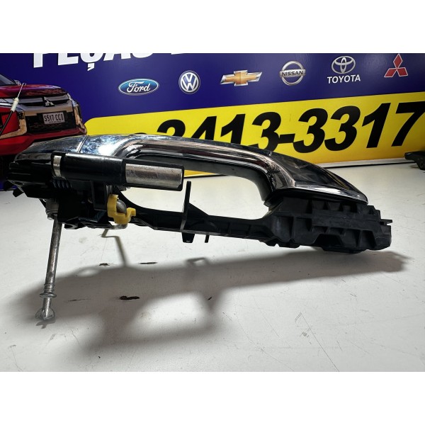 Maçaneta Externa Dianteira Esquerda Hilux Cromada 2017