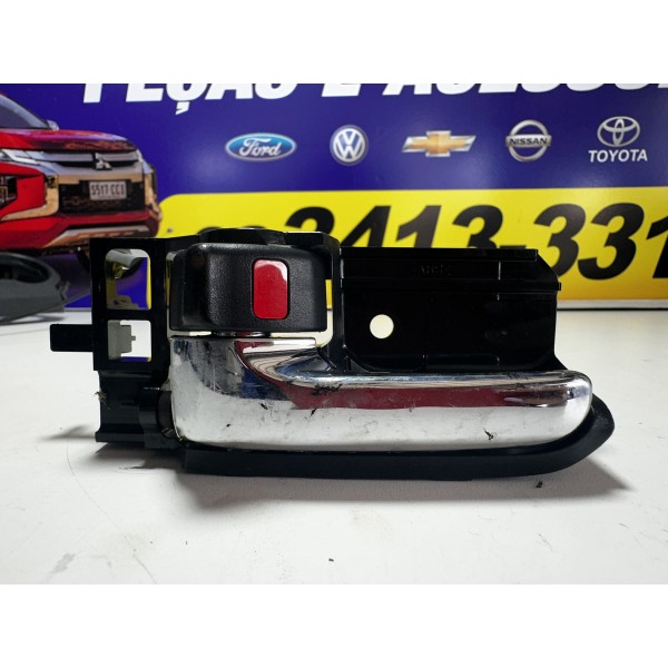 Maçaneta Interna Esquerda Cromada Hilux 2008/2010 Original