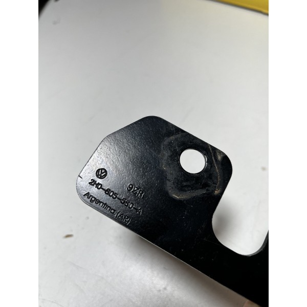 Placa Suporte Fixação Fechadura Capô Amarok 2011/2018 Origin