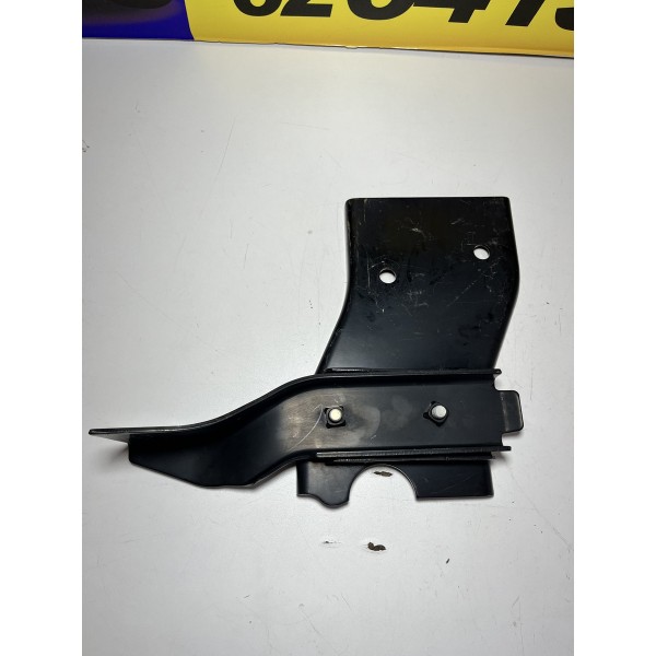 Suporte Parachoque Traseiro Esquerdo L200 2021 2022 Original