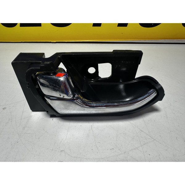 Maçaneta Interna Traseira L/e Cromada S10 2015/2020 Original