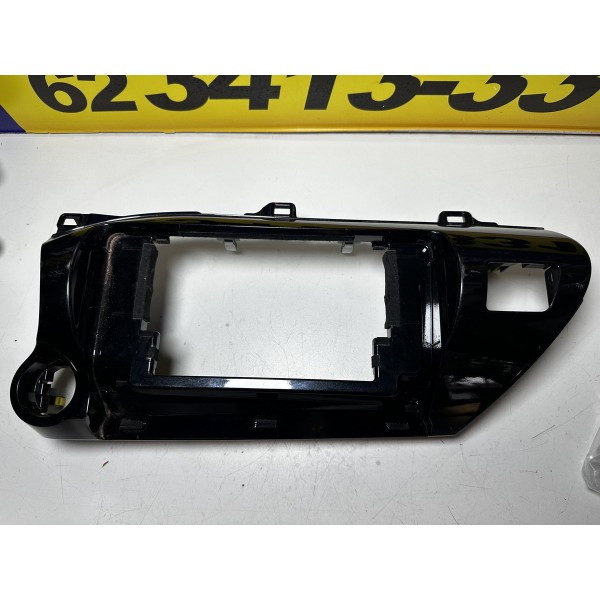 Moldura Multimidia Hilux 2020/2021 Original