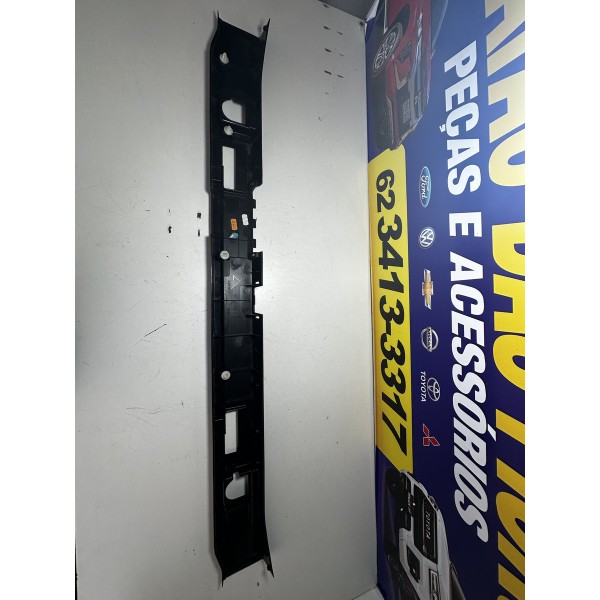 Moldura Traseiro Superior Hilux 2016/2020  Original