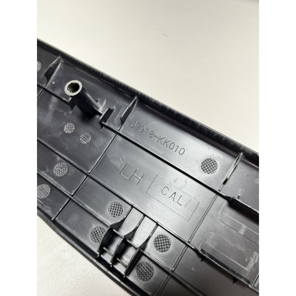 Soleira Interna Porta Traseira Toyota Hillux Srv 16/20 Origi