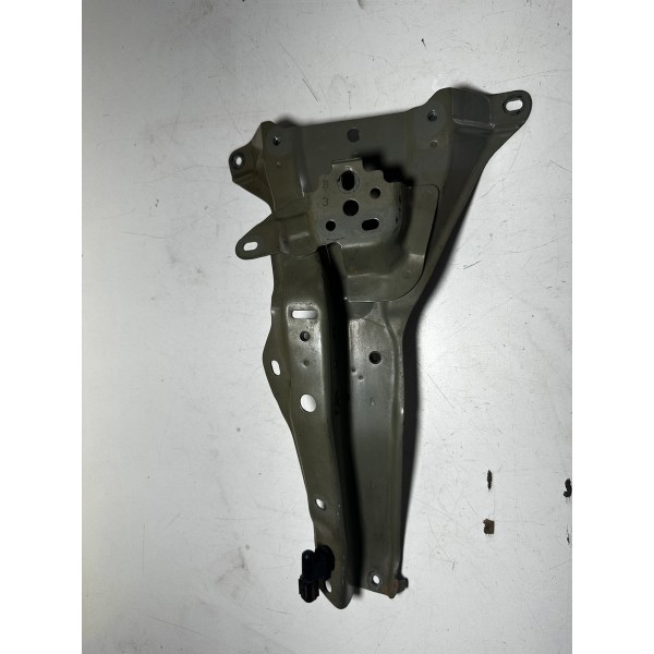 Suporte Fechadura Do Capo Hilux 2016/2023 Original