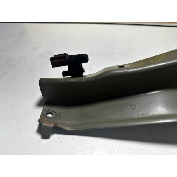 Suporte Fechadura Do Capo Hilux 2016/2023 Original