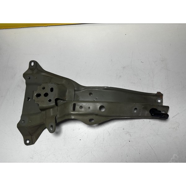 Suporte Fechadura Do Capo Hilux 2016/2023 Original