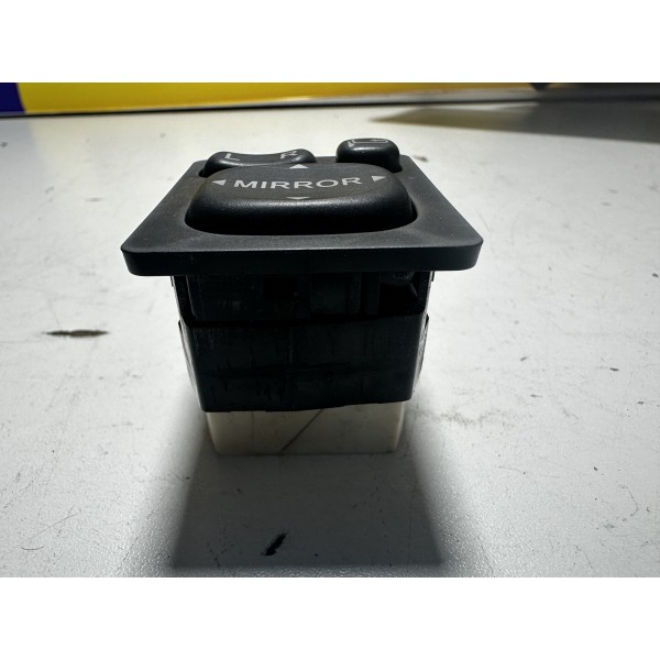 Botão Comando Retrovisor Externo L200 Triton 2012 Original