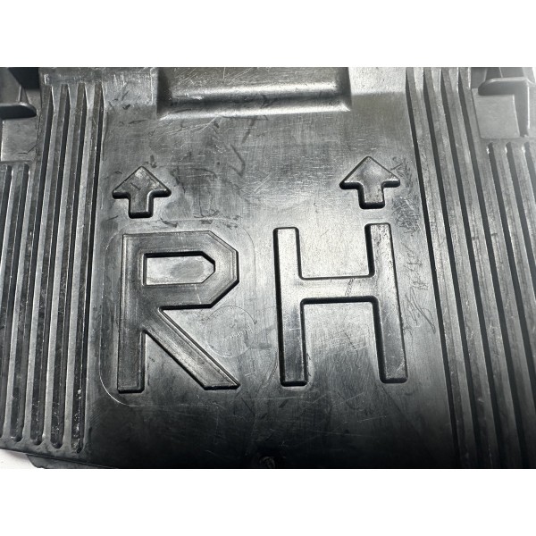 Difusor Ar Direito Cabine Toyota Hilux 2016/2021 Original