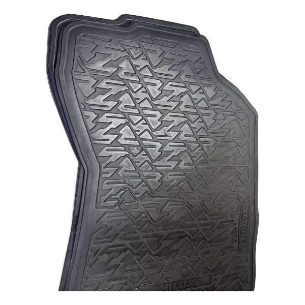 Tapete Dianteiro Direito Preto Hilux 2016/2025 Original