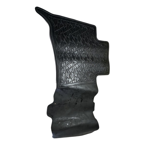 Tapete Traseiro Esquerdo Preto Hilux 2016/2025 Original