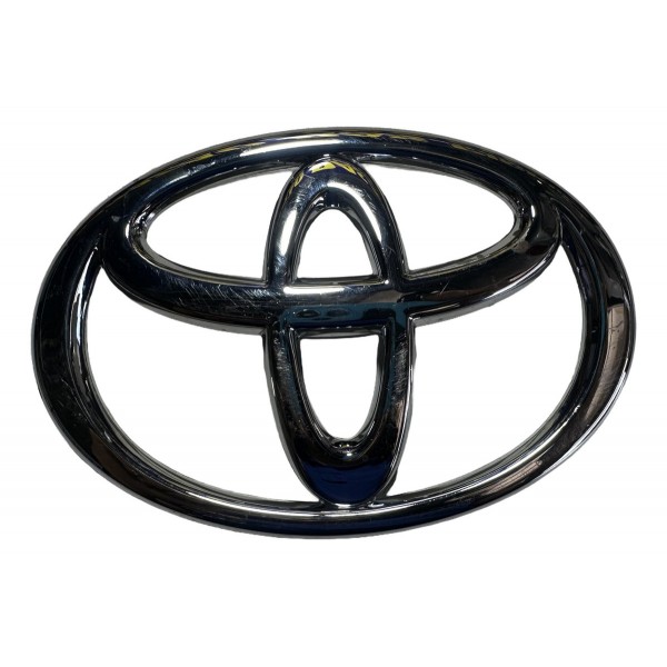 Emblema Da Grade Dianteira Toyota Hilux 2005/2015 Original