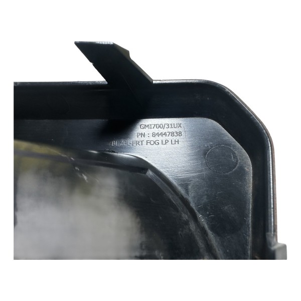 Moldura Suporte Farol Milha Esquerdo S10 2021 Original