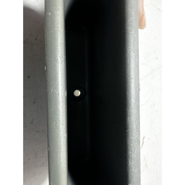 Moldura Puxador Porta Hilux Cinza Claro 2006/2015 Original