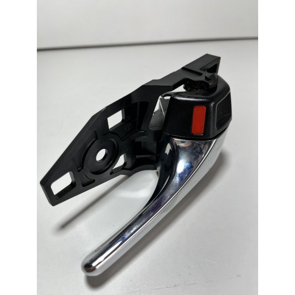 Maçaneta Direita Hilux 16/24 Original