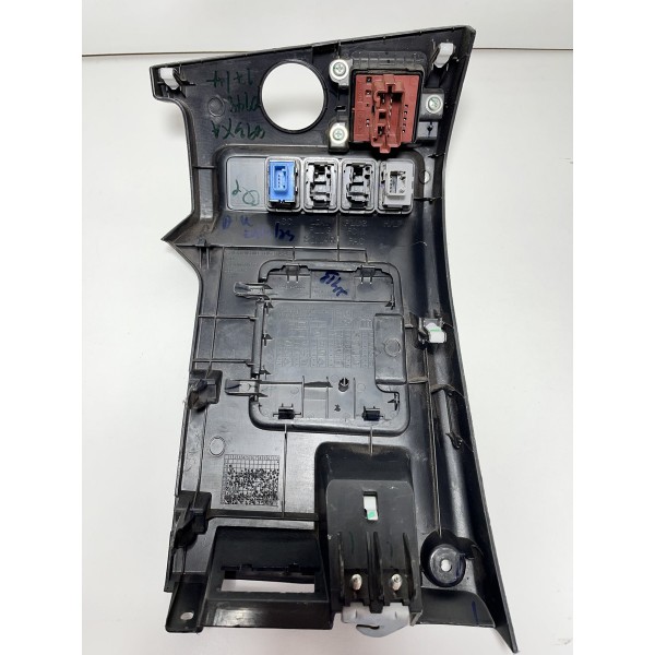 Moldura Painel Esquerdo New Triton 18/23 Tsla10070 Original