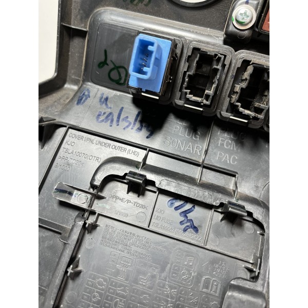 Moldura Painel Esquerdo New Triton 18/23 Tsla10070 Original