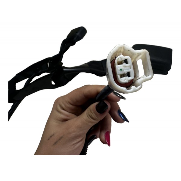 Engate Cinto De Segurança Central Hilux 2017/2018 Original