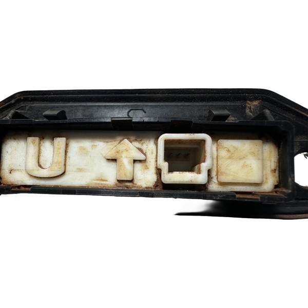 Maçaneta Botão Abertura Tampa Traseira Hilux Sw4 16/21 Orig