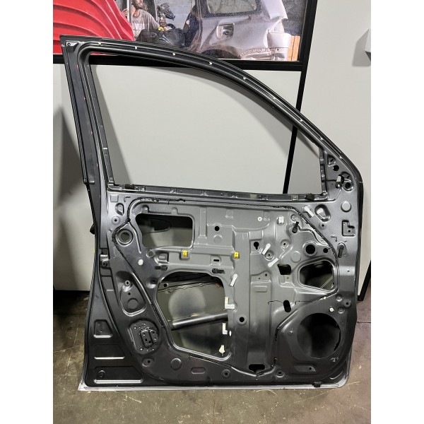 Porta Dianteira Esquerda Motorista Hilux 2016/2024 Original