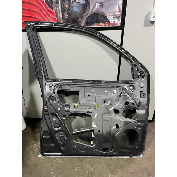 Porta Dianteira Esquerda Motorista Hilux 2016/2024 Original