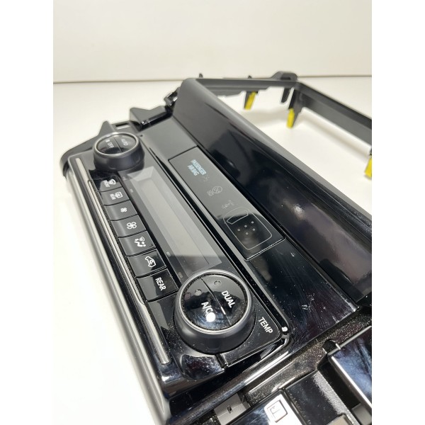 Moldura Multimidia Com Comando Ar Sw4 Srx 22/23 Original