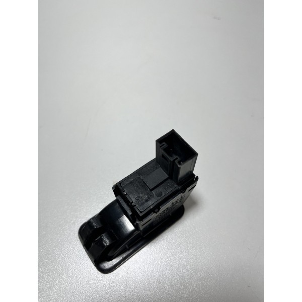 Botão Comando Vidro Traseiro Amarok Direito 12/23 Original
