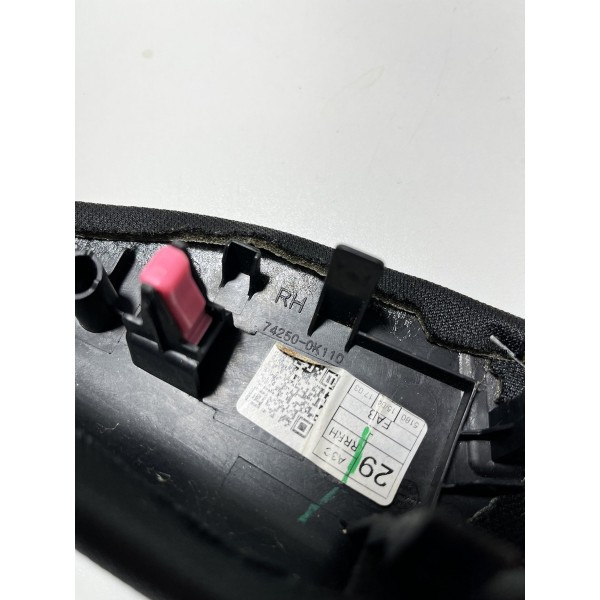 Apoio De Braço L. Direito Hilux 16/23 742600k110 Original