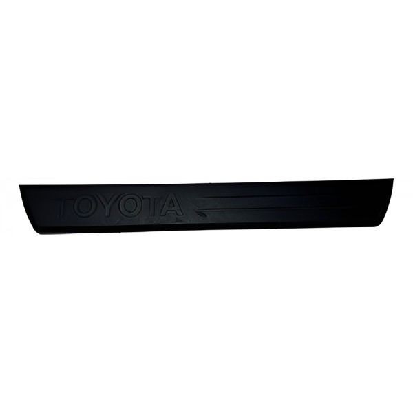 Soleira De Porta Dianteira Dir Hilux E Sw4 2016-23 Original