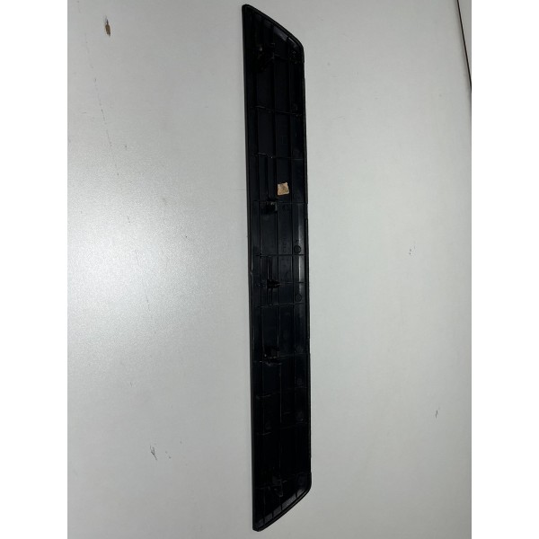 Soleira Porta Dianteira Esquerda Hilux Sw4 2016-23 Original