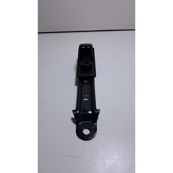 Suporte Regulador Cinto Toyota Hilux 17/20 Original