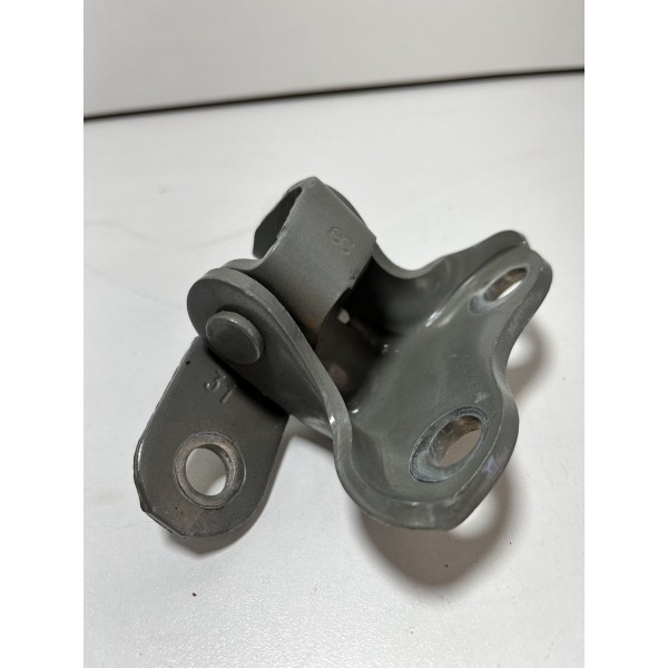 Dobradiça Inferior Dianteira Direita Hilux 17/23 Original