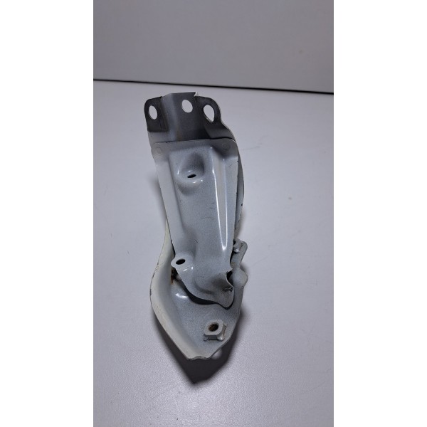 Suporte Guia Para-lama Dianteiro Direito Hilux Srv