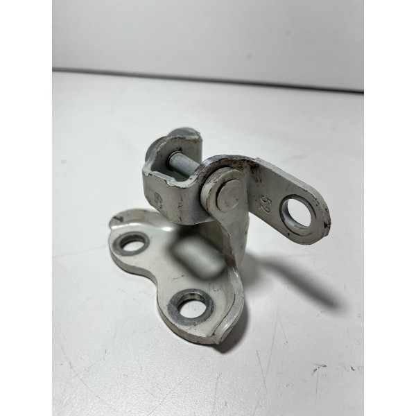 Dobradiça Inferior Dianteira Esquerda Hilux Sw4 16/20 Orig