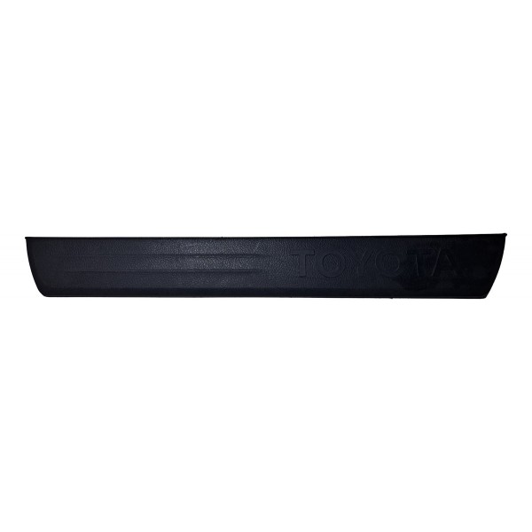 Soleira De Porta Dianteira Esquerda Hilux 2016/2023 Original