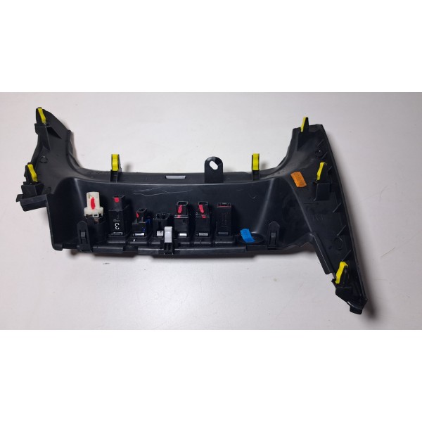 Moldura Painel 12v Botões Falso Hilux 2016/2020 Original